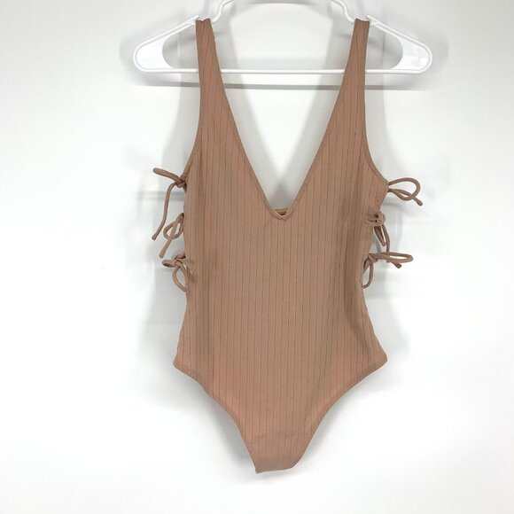 Privacy Please Revolve Bodysuit Top Mission Ribbed Thong VNeck - Picture 3 of 12